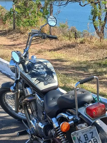 Suzuki intruder 1.400