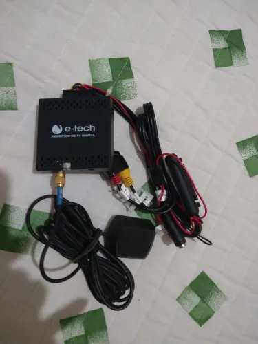 Receptor e Sintonizador de TV Digital Automotivo E-Tech Sem Controle Remoto 