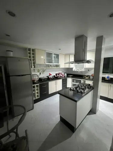 ALUGO OU VENDO CASA EM FEIRA DE SANTANA NO CONDOMINIO IMPERIAL VILLE - SIM