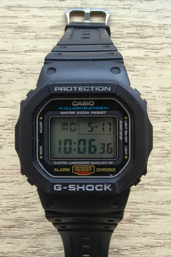 Casio G-Shock DW-5600E Original, estado de Novo