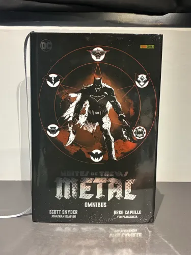 Noites de Trevas Metal - Omnibus