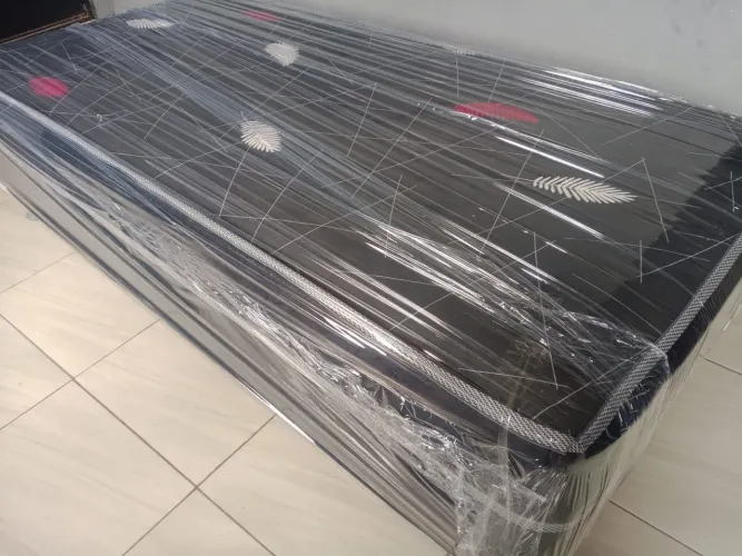 Cama de solteiro de mola