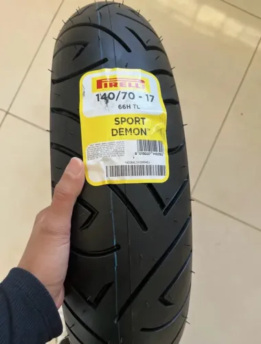 Pneu Pirelli Sport Demon 140/70-17