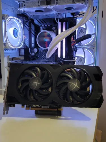 RX 470 4GB XFX - Funcionando perfeitamente | Ótimo estado