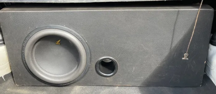 Sub zeta 12? 700 rms