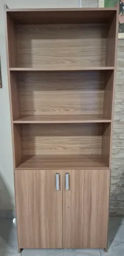 Estante Livreiro Multiuso 3 prateleiras + 2 portas