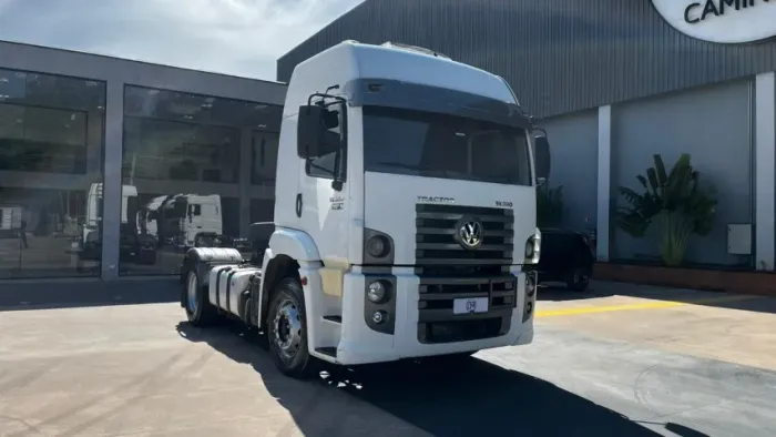 Vw 19.390 Constellation Ano 2013 Unico Dono Motor Novo
