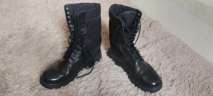 Vendo coturno pouco usado 