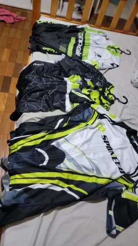 3 camisas de pedal