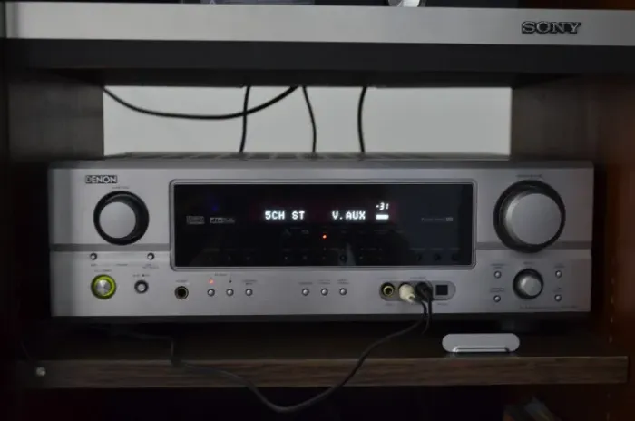 Receiver Denon AVR 785