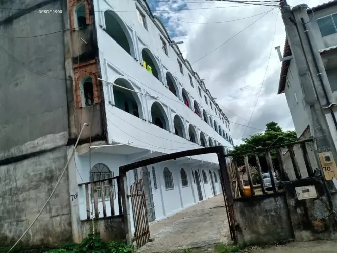 Prédio com 12 aptos expectativa de locação R$4.800