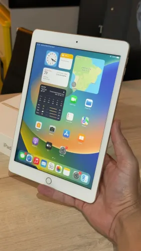 iPad 5 128GB Gold 9.7 Pol. - Loja física! Com 3 meses de garantia! Até 12x no cartão 