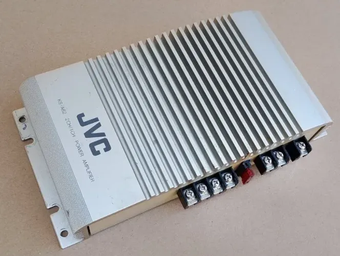 Amplificador para carro JVC Ks-a82 Com 80wrms/8 Ohms Cinza (Usado)