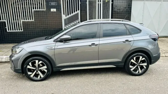 Volkswagen Nivus Highline 1.0 200 TSI Flex AUT 2022