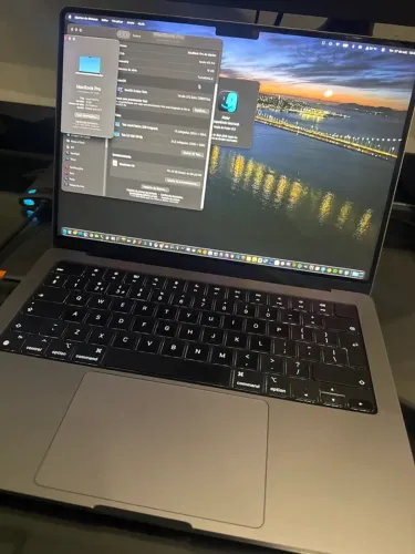 MacBook Pro 14 M3 Pro 18GB RAM 1TB SSD