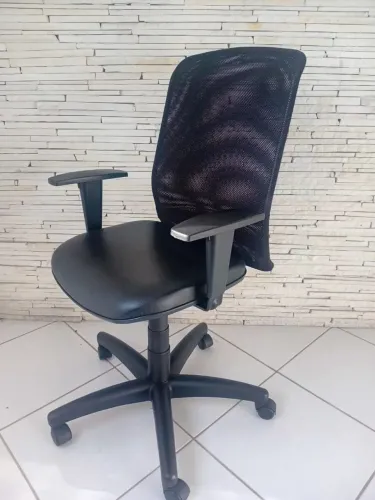 Cadeira de escritório 