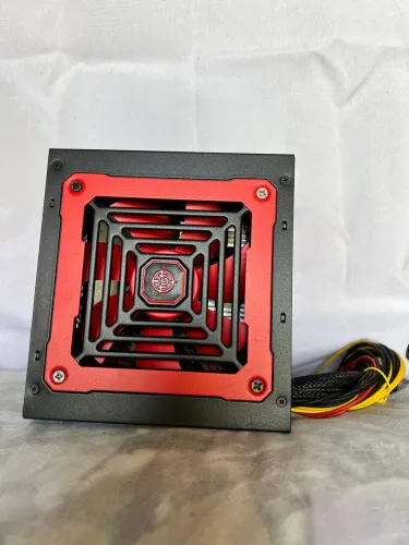 Fonte de Alimentação para PC TGT Tomahawk 500W