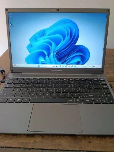 Notebook Positivo Master N2240 | Intel i5 11ª Gen, 8GB RAM, SSD NVMe 500GB - Tela Full HD