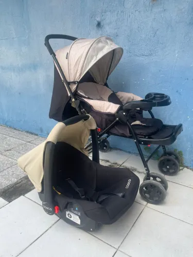 CARRINHO DE BEBÊ COM BEBÊ CONFORTE COSCO!!