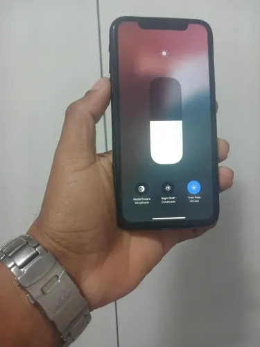 IPhone Xr 64g perfeito 