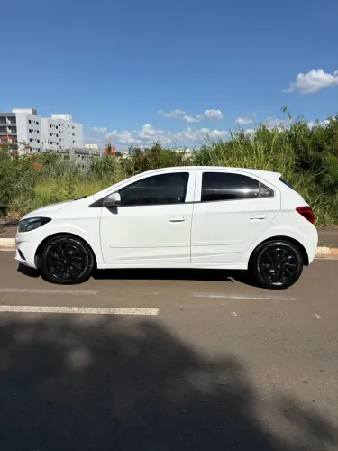 Chevrolet Onix Hatch LT 1.0 8V Flex Mec. 4P 2019