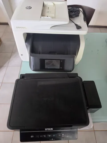 Impressora HP Officejet Pro 8720 e Epson L365