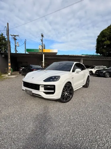 Porsche Cayenne Coupe E-hybrid 3.0 V6 462cv 2025
