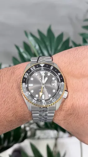 SEIKO 5 SPORTS GMT AUTOMÁTICO, NOVO, SEM USO, FULL SET