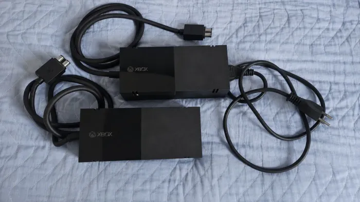 Fonte Xbox One Original Microsoft Bivolt em Perfeito Estado