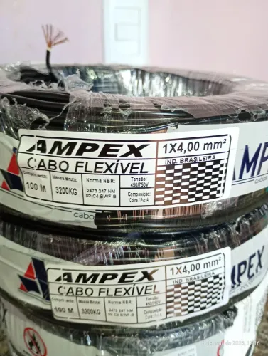 Vendo fio de 4 mm por 200 reais 