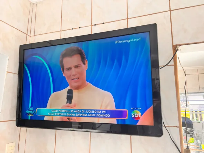 TV PANASONIC 42 Pol 