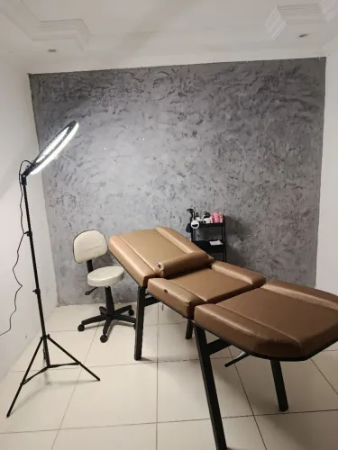 Maca estética 3 posições reclinável compact courino impermeável