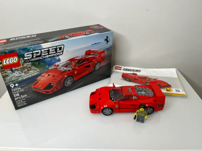 Lego Speed Champions Ferrari F40