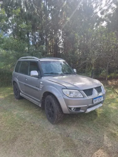 Mitsubishi Pajero TR4 2.0/ 2.0 Flex 16V 4X4 Aut. 2013
