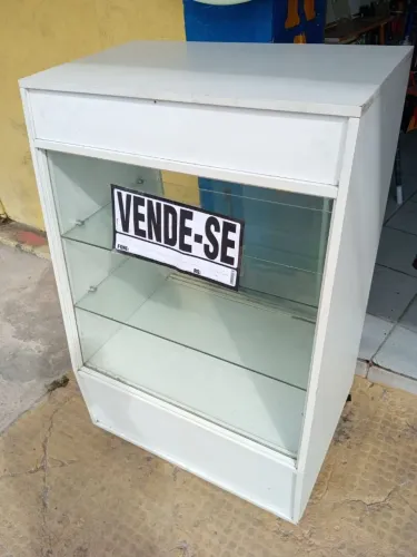 Balcão expositor