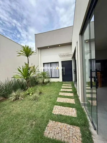 Casa à venda em Franca, Esplanada Primo Meneghetti II, com 3 quartos, 140m²