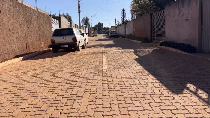 Lote Rua 01 - frente 20 metros - murado - 26 de setembro