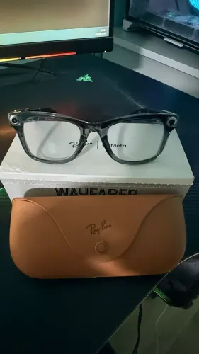 Rayban meta Gen2 transparente com lentes Transition na cor preta