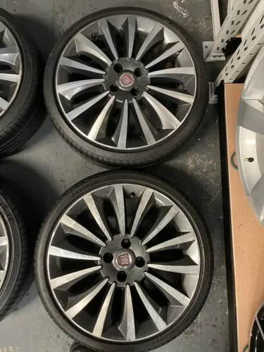 Rodas linea 17 com pneus