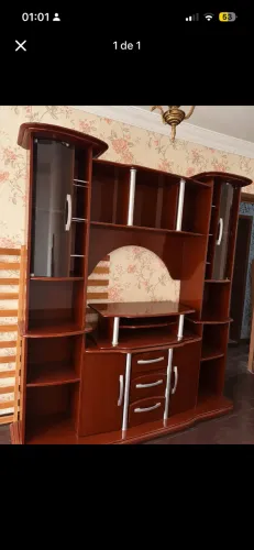 estante para sala de tv