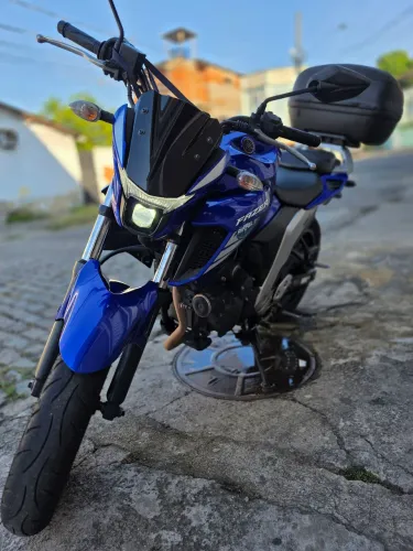 Fazer 250 cc 