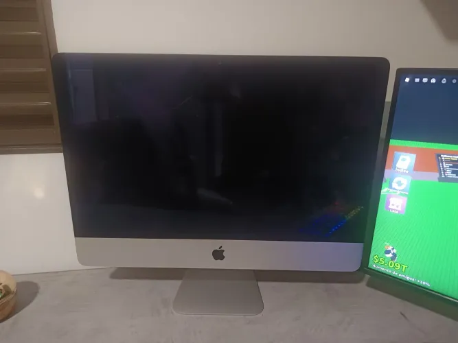 Apple iMac semi novo em perfeito estado 