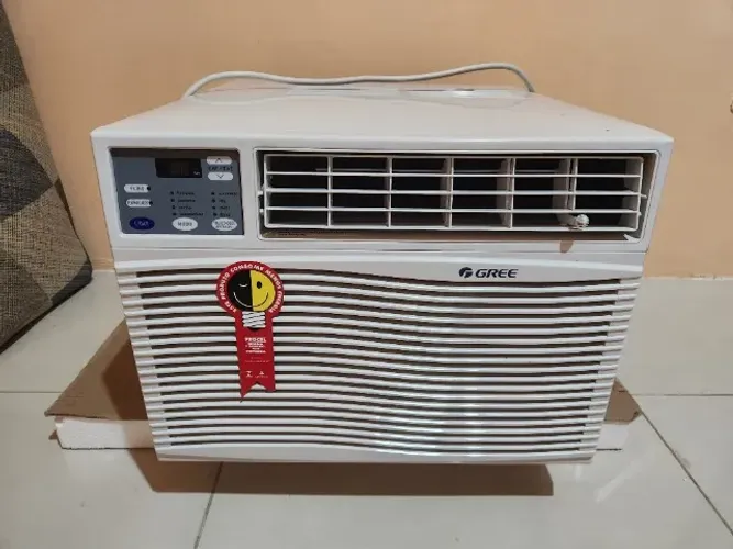 Ar Condicionado Janela Eletrônico Gree Controle 10500 BTU Frio 127V  