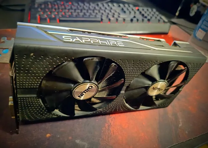 Placa de Vídeo RX 480 8GB Sapphire - em perfeito estado (Roda GTA V, CS2, Valorant e mais)