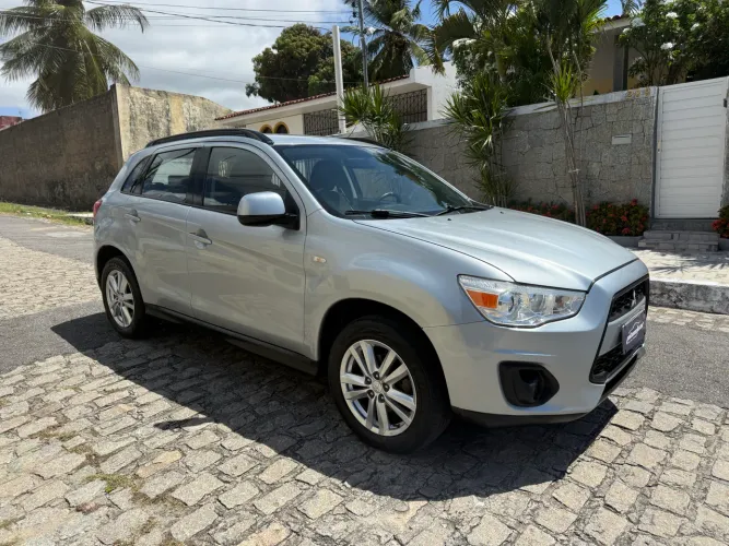 Mitsubishi ASX 2.0 16V 160cv Aut. 2013