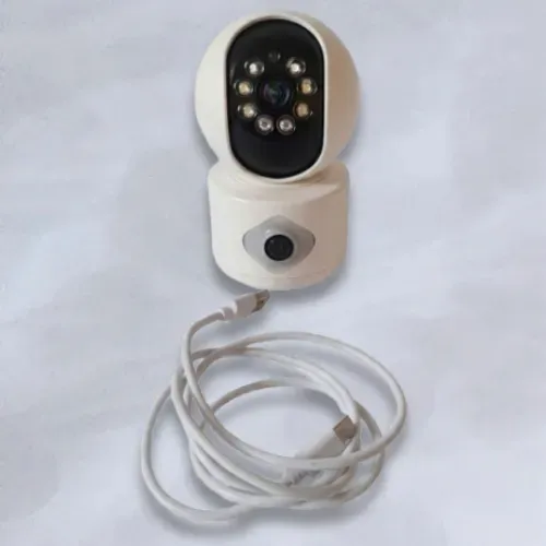 Câmera Robô Wifi Branca + Cabo USB De Carregamento (Pequenos Defeitos) (Retirada De Peças)
