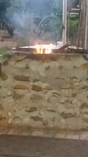 Pedreiro e pinturas
