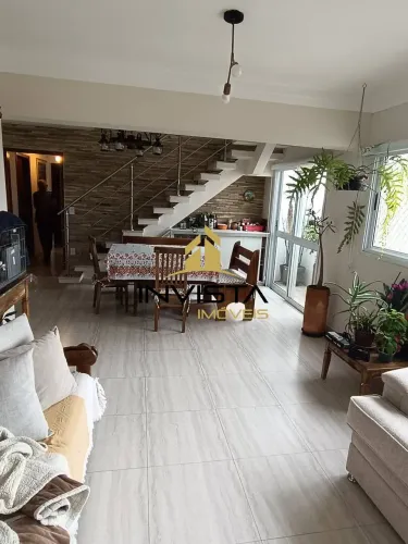 Cobertura Duplex com Piscina e Churrasqueira- 277m²- Aceita Permuta