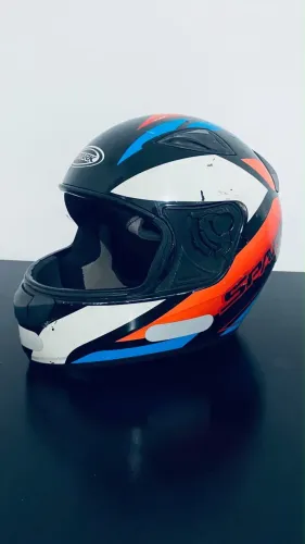 Capacete Spark Flash tamanho M sem viseira - laranja e azul