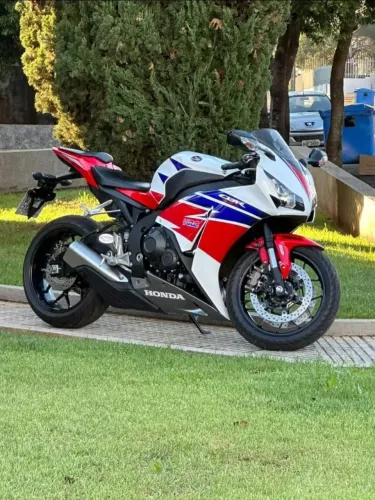 ? HONDA CBR 1000RR FIREBLADE 2015 ABS